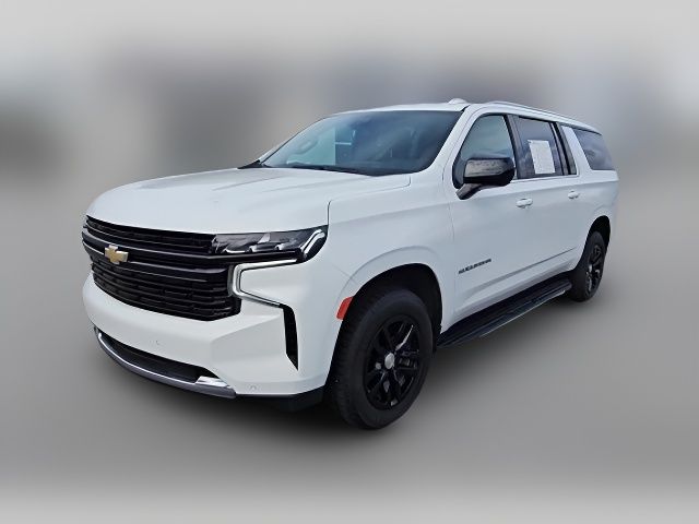 2023 Chevrolet Suburban LT