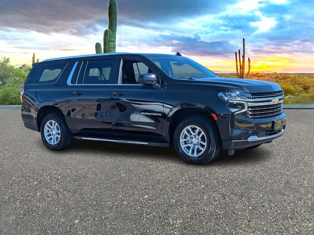 2023 Chevrolet Suburban LT