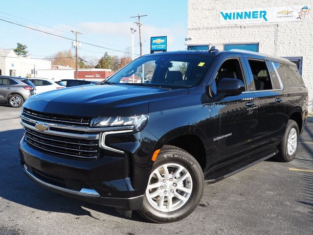 2023 Chevrolet Suburban LT