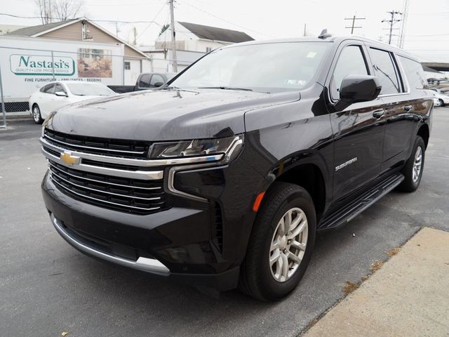 2023 Chevrolet Suburban LT