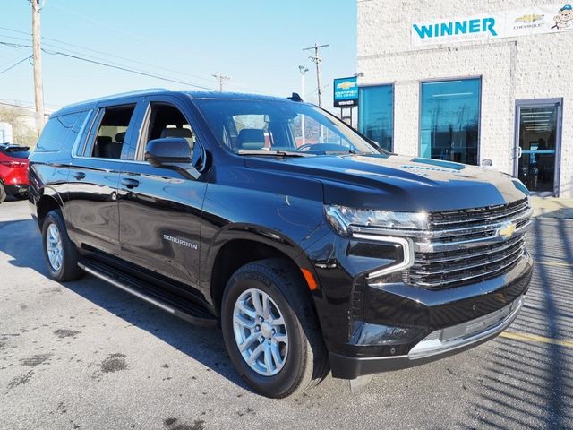 2023 Chevrolet Suburban LT