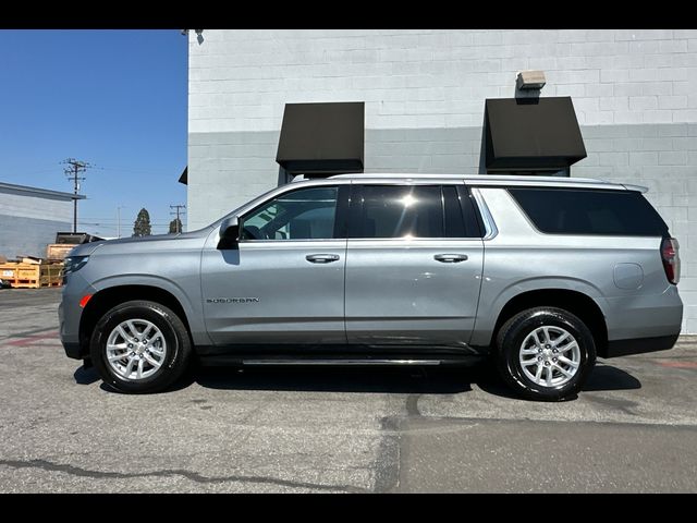 2023 Chevrolet Suburban LT