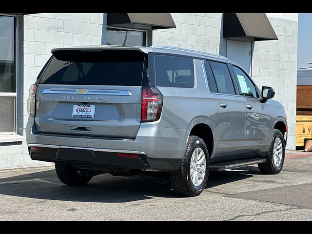 2023 Chevrolet Suburban LT