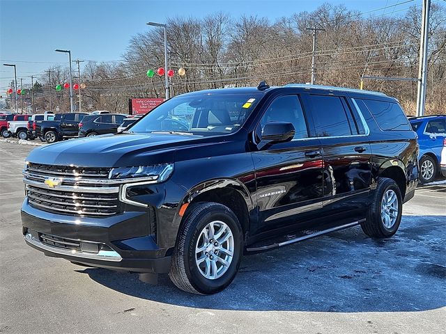 2023 Chevrolet Suburban LT