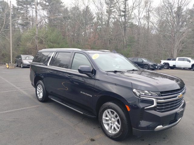 2023 Chevrolet Suburban LT