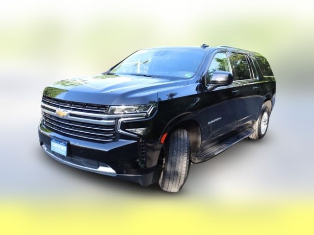 2023 Chevrolet Suburban LT