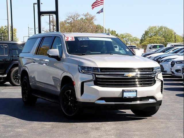 2023 Chevrolet Suburban LT