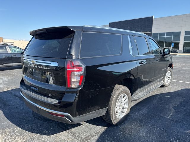 2023 Chevrolet Suburban LT