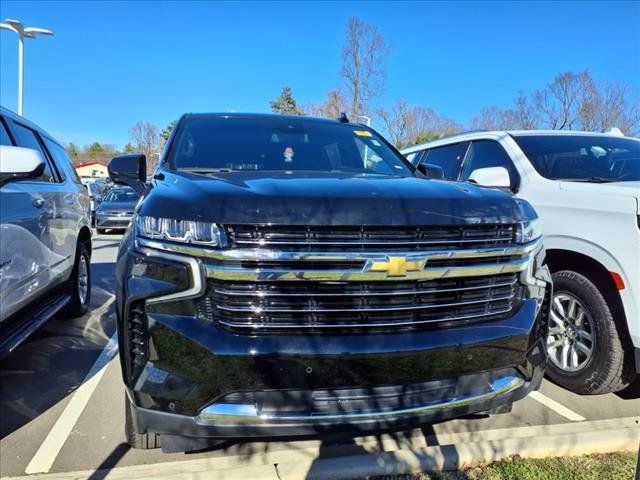 2023 Chevrolet Suburban LT