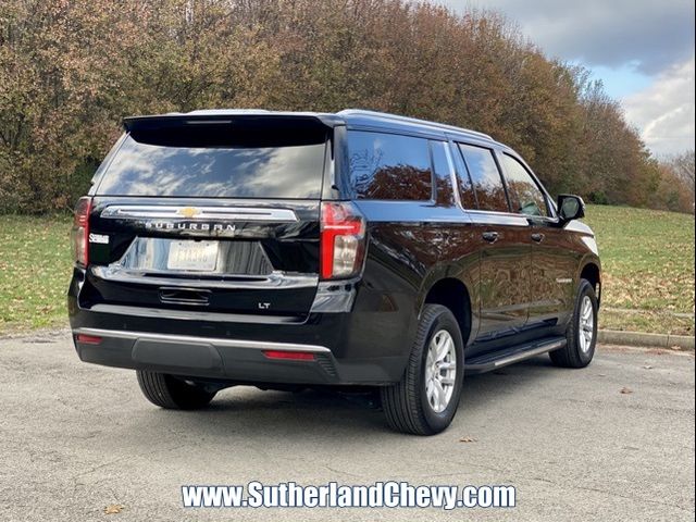 2023 Chevrolet Suburban LT