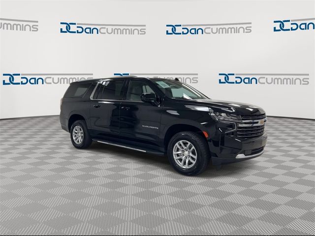 2023 Chevrolet Suburban LT