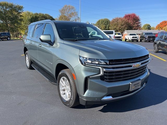 2023 Chevrolet Suburban LT