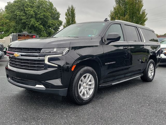 2023 Chevrolet Suburban LT