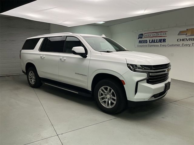 2023 Chevrolet Suburban LT