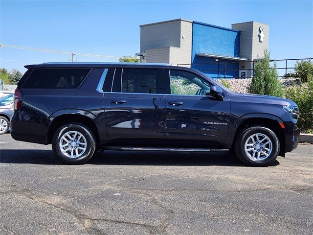 2023 Chevrolet Suburban LT