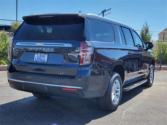 2023 Chevrolet Suburban LT