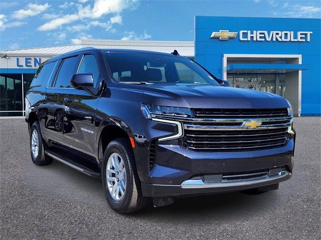 2023 Chevrolet Suburban LT