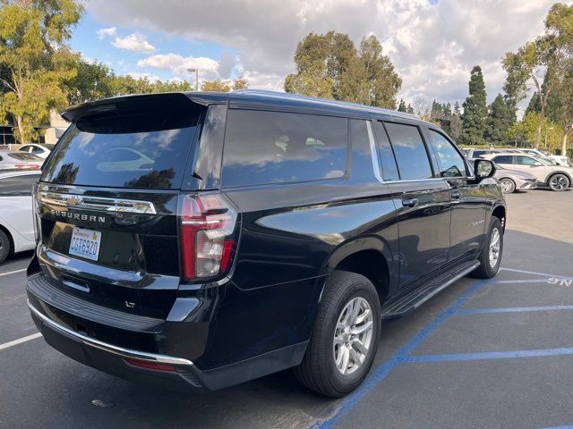 2023 Chevrolet Suburban LT