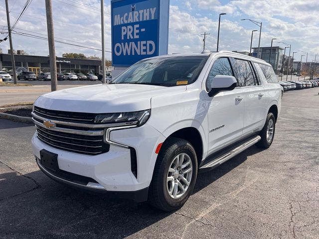 2023 Chevrolet Suburban LT