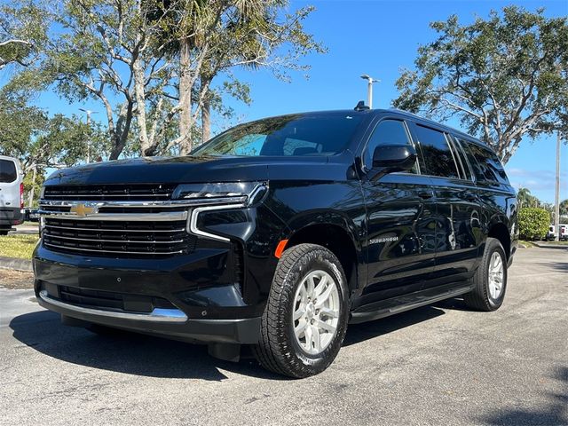 2023 Chevrolet Suburban LT