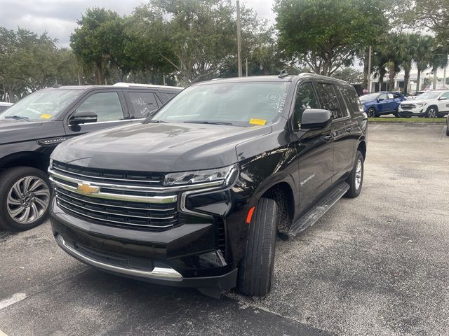 2023 Chevrolet Suburban LT