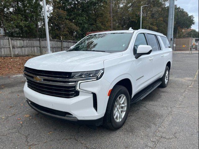 2023 Chevrolet Suburban LT