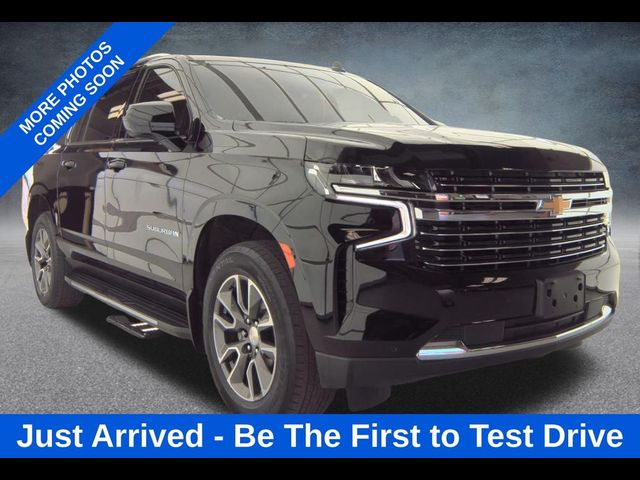 2023 Chevrolet Suburban LT