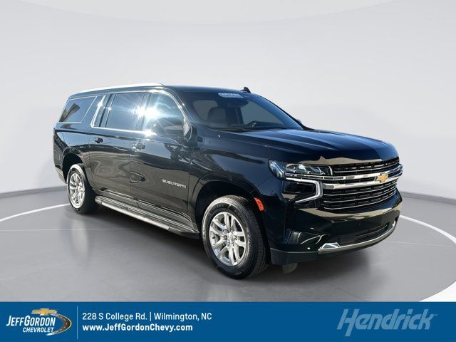 2023 Chevrolet Suburban LT