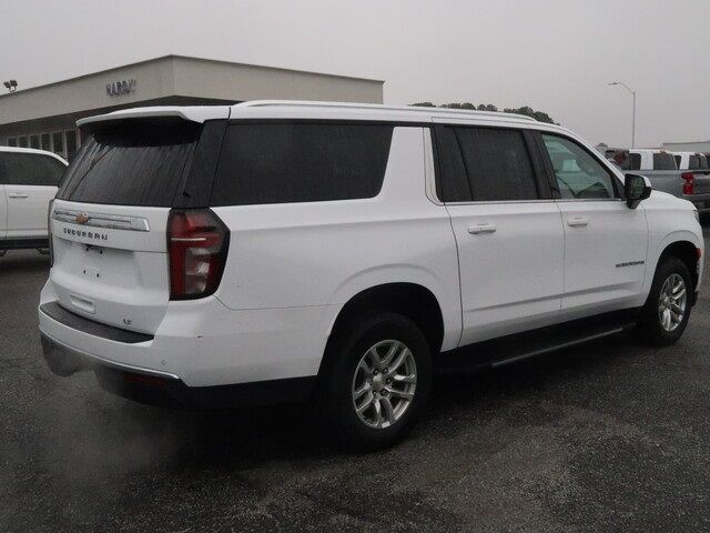 2023 Chevrolet Suburban LT