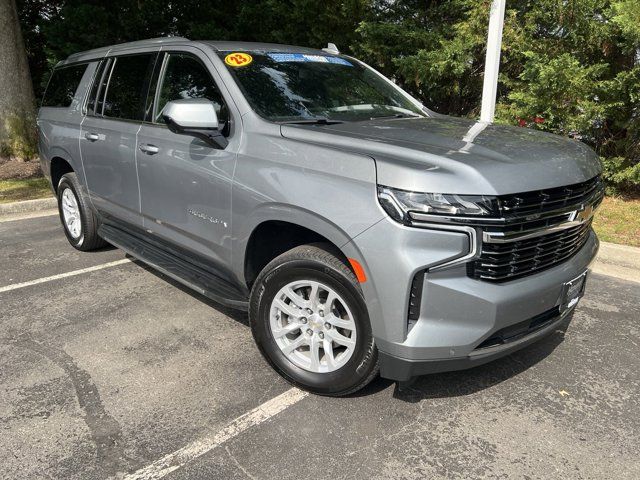 2023 Chevrolet Suburban LT