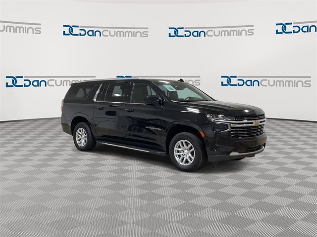 2023 Chevrolet Suburban LT