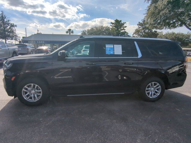 2023 Chevrolet Suburban LT