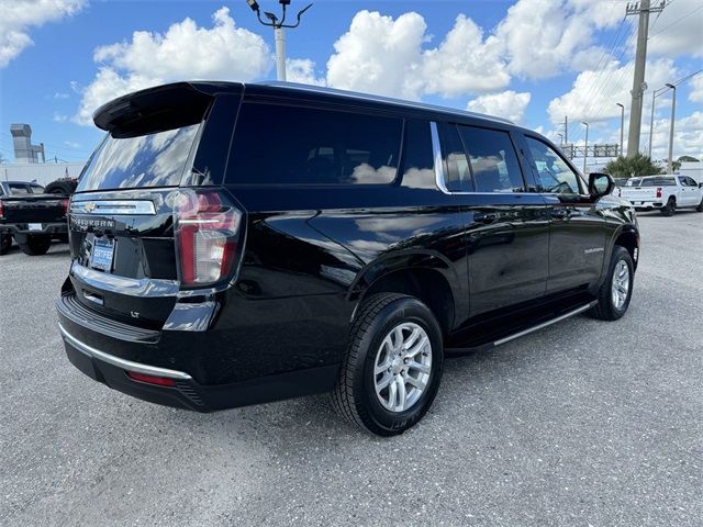 2023 Chevrolet Suburban LT