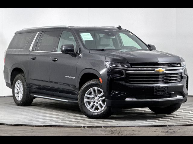 2023 Chevrolet Suburban LT