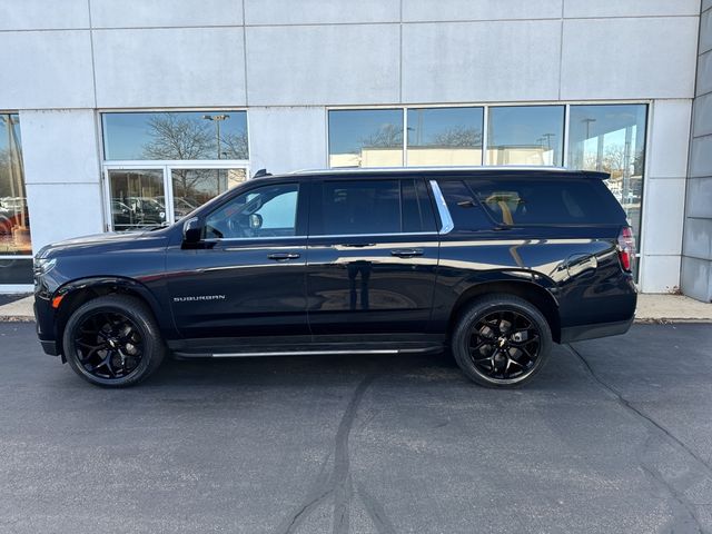 2023 Chevrolet Suburban LT