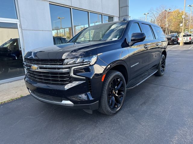 2023 Chevrolet Suburban LT