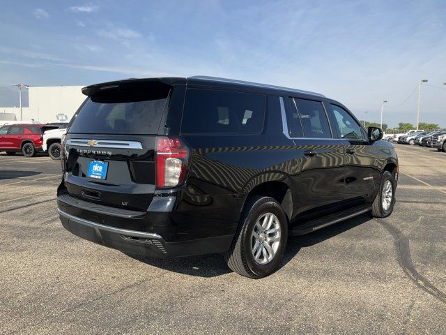 2023 Chevrolet Suburban LT