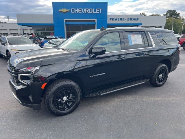 2023 Chevrolet Suburban LT