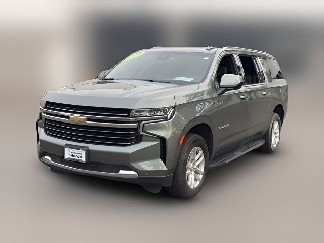 2023 Chevrolet Suburban LT