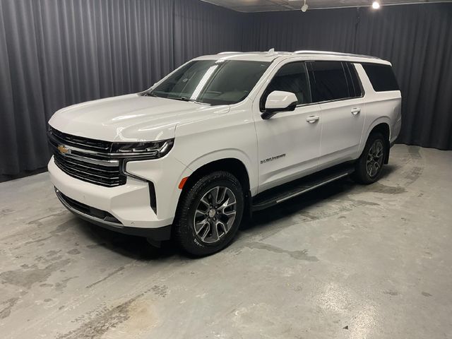 2023 Chevrolet Suburban LT