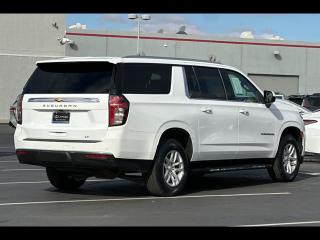 2023 Chevrolet Suburban LT