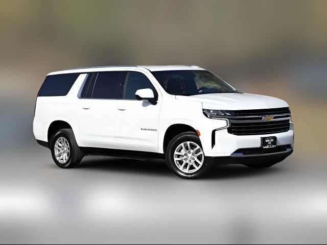 2023 Chevrolet Suburban LT