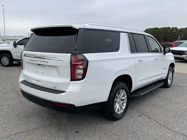 2023 Chevrolet Suburban LT