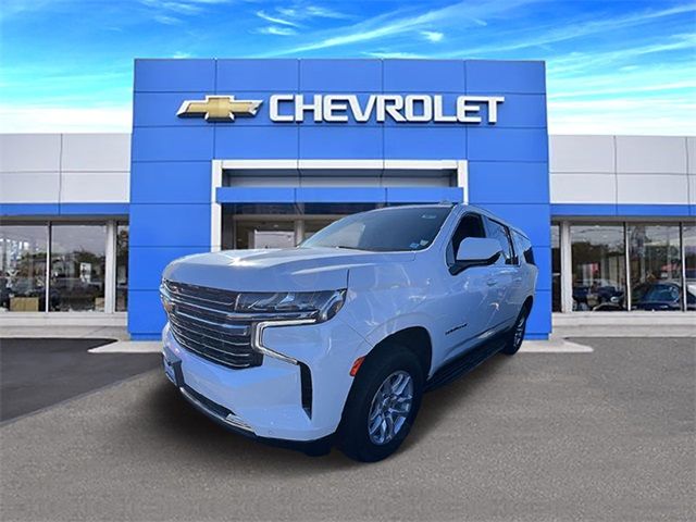 2023 Chevrolet Suburban LT