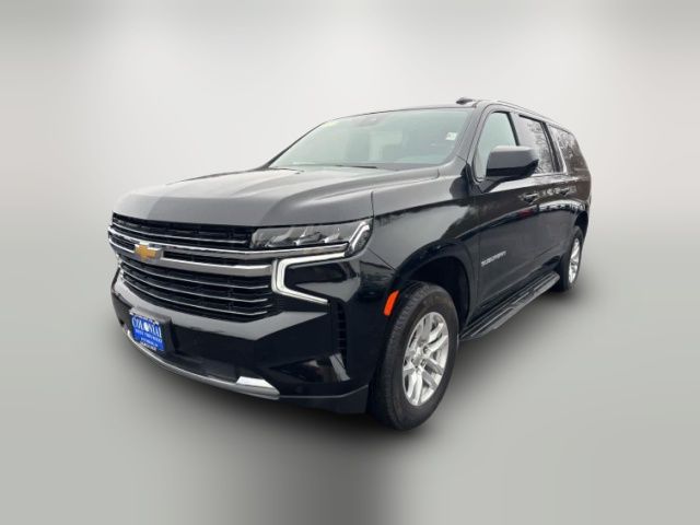 2023 Chevrolet Suburban LT