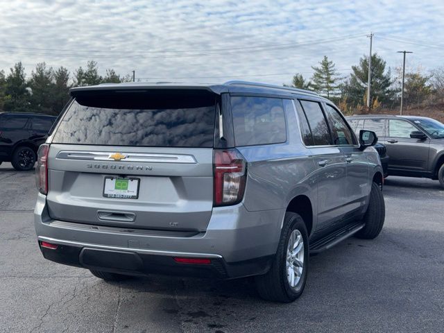 2023 Chevrolet Suburban LT