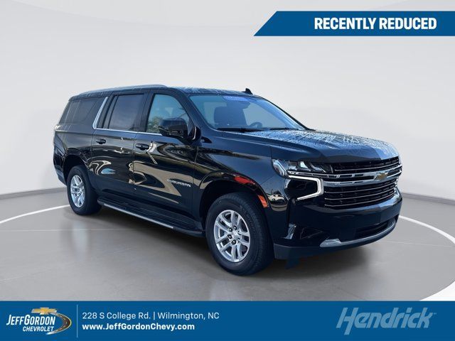 2023 Chevrolet Suburban LT