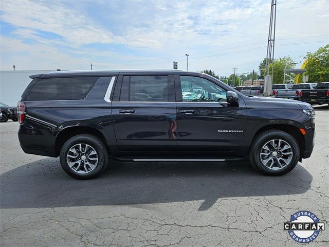 2023 Chevrolet Suburban LT