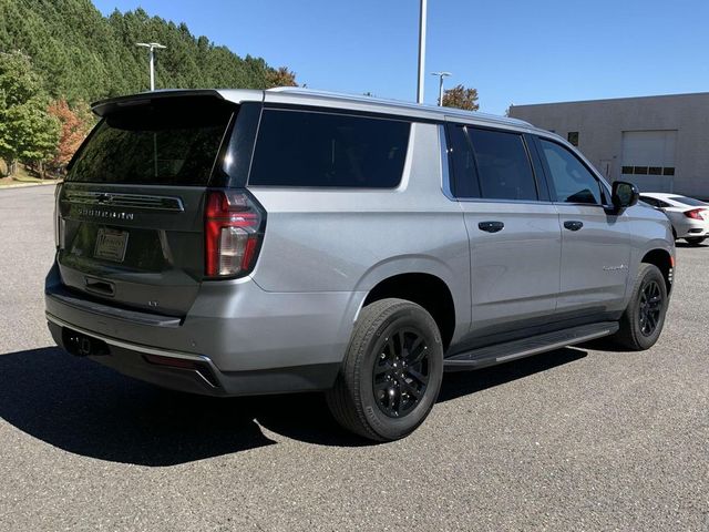 2023 Chevrolet Suburban LT