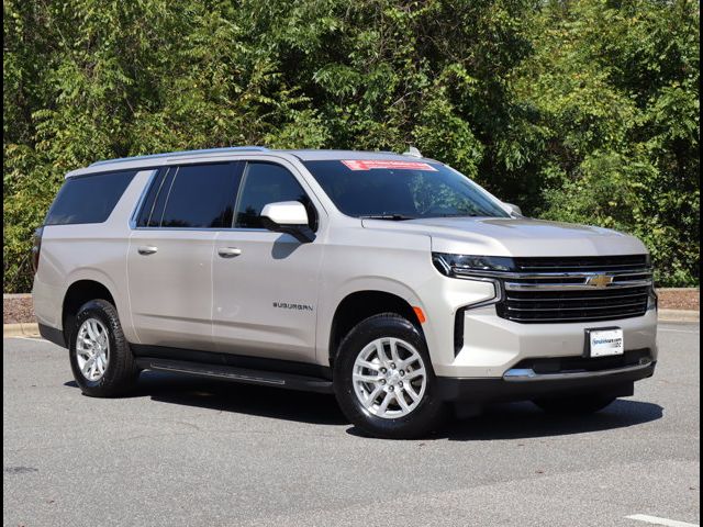 2023 Chevrolet Suburban LT